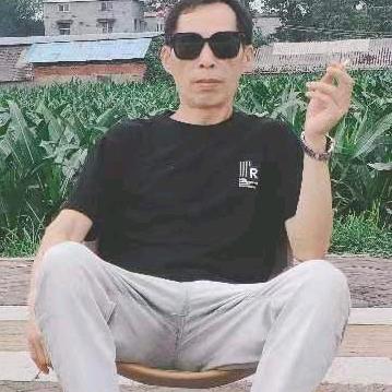大一岁