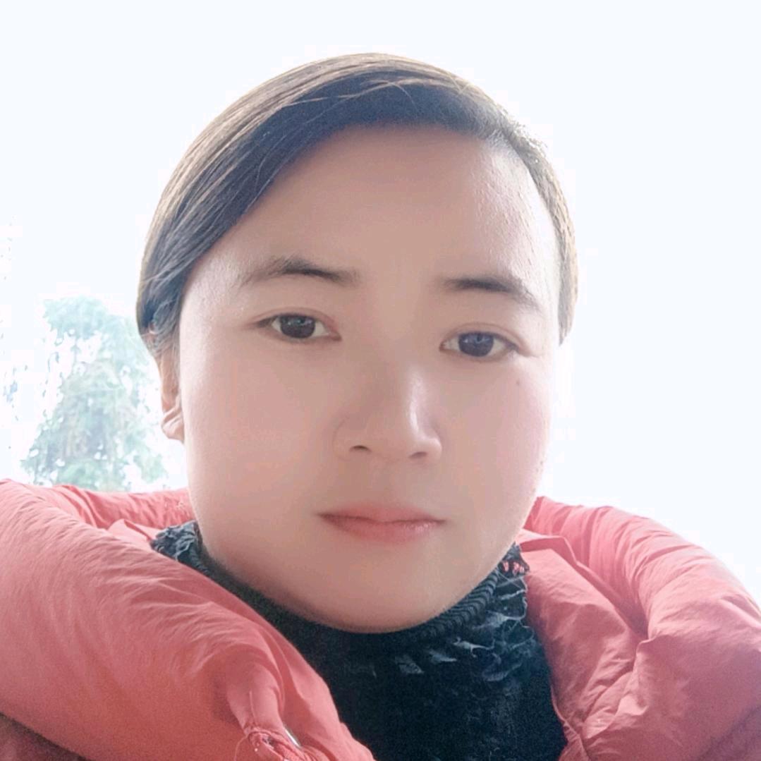 杨大妹。三个孩子的妈妈