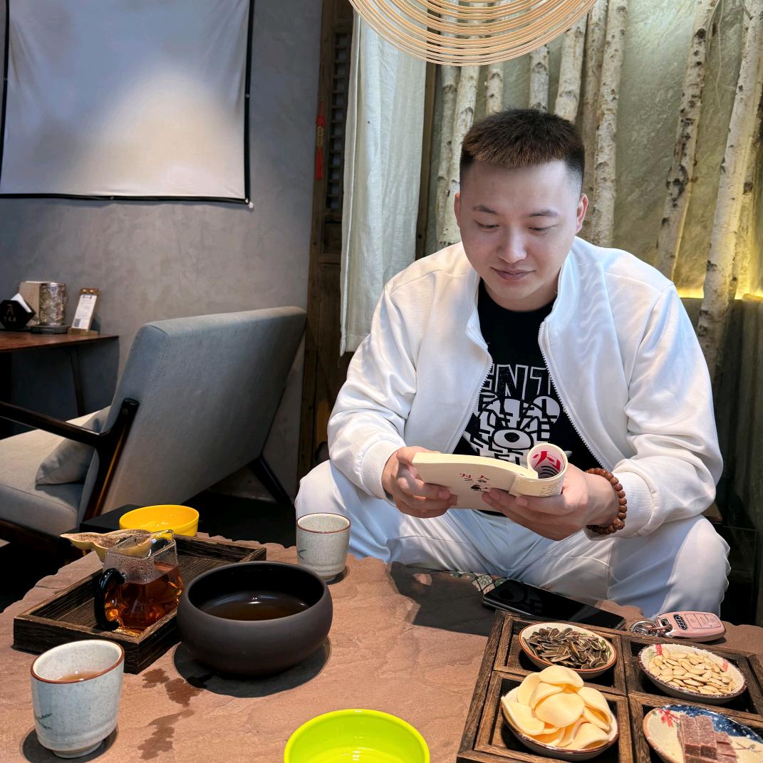 魏老板.