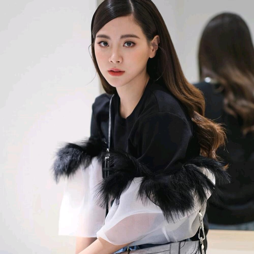 平采娜·乐维瑟派布恩