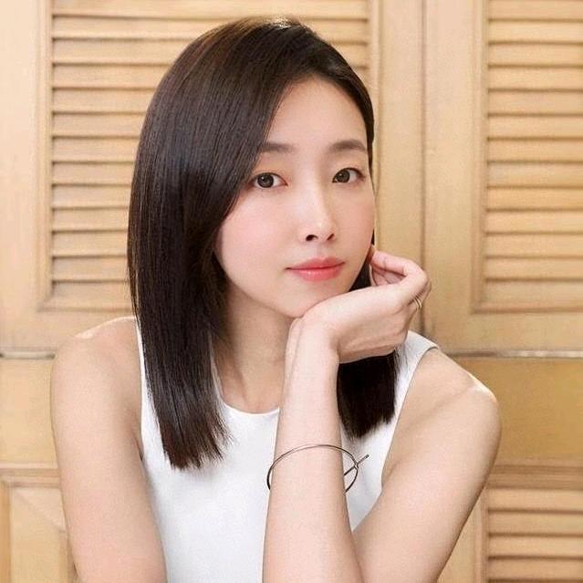 花非花👉月是月