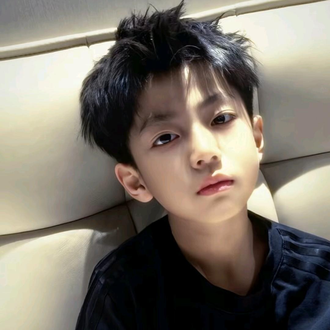 𝙃𝙖𝙤 𝙕𝙞