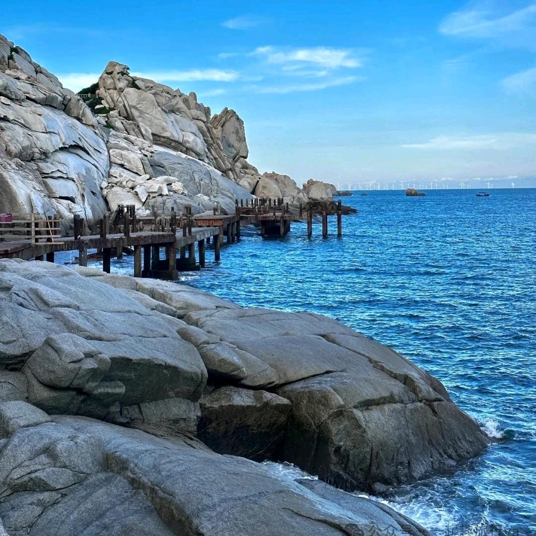 皮尔卡丹昌佳男装专卖店