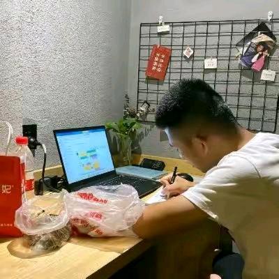 李战友