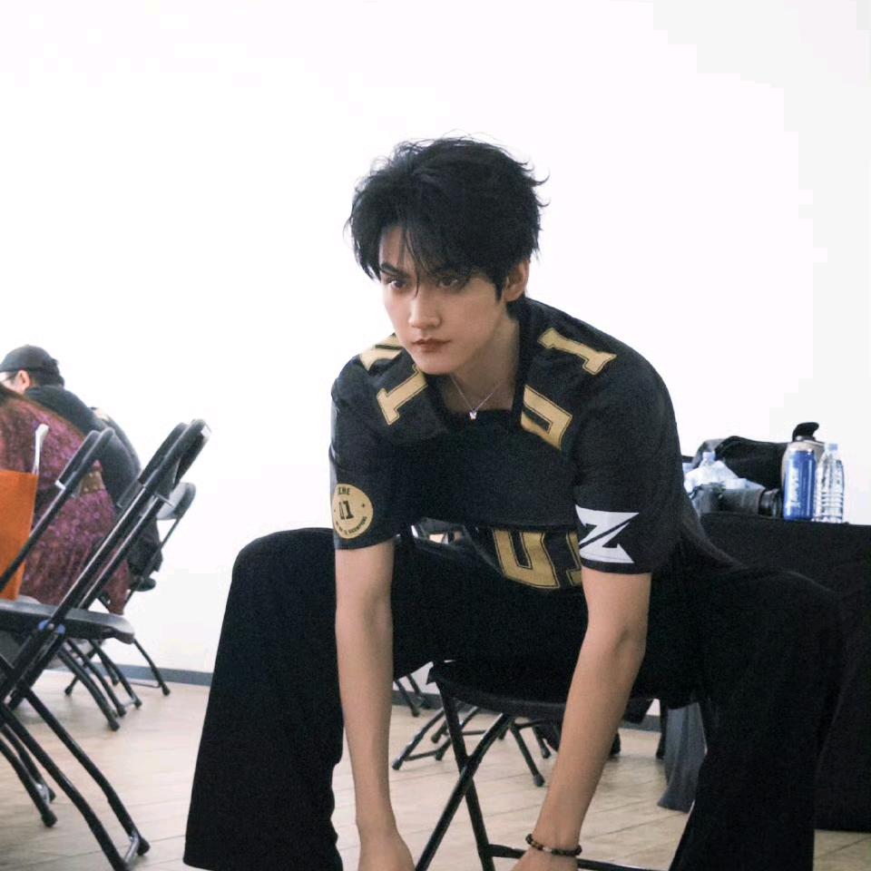 奶油冰淇淋´•ﻌ•`