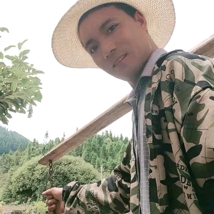 何，忘记过去