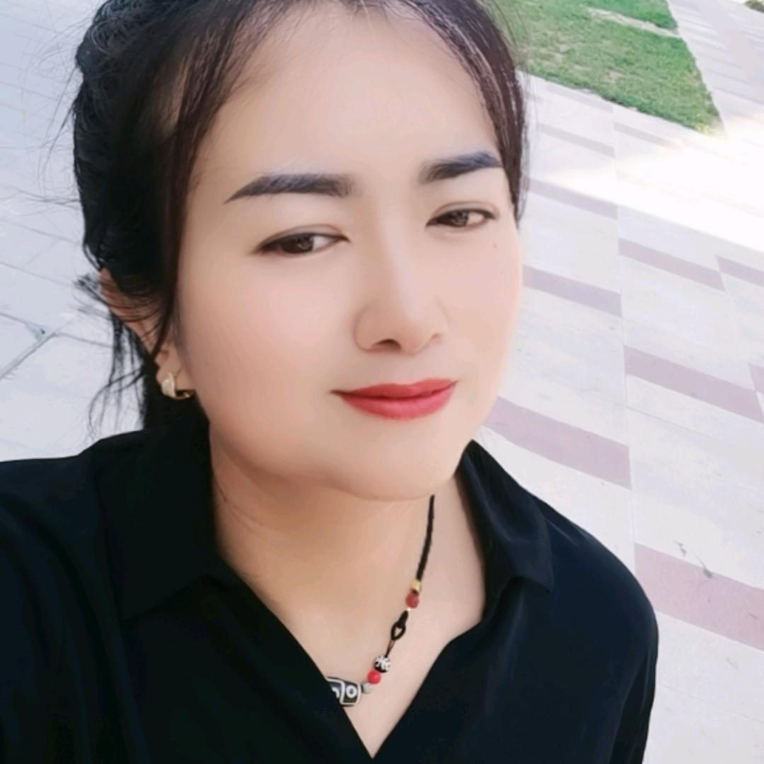 大然，花忆