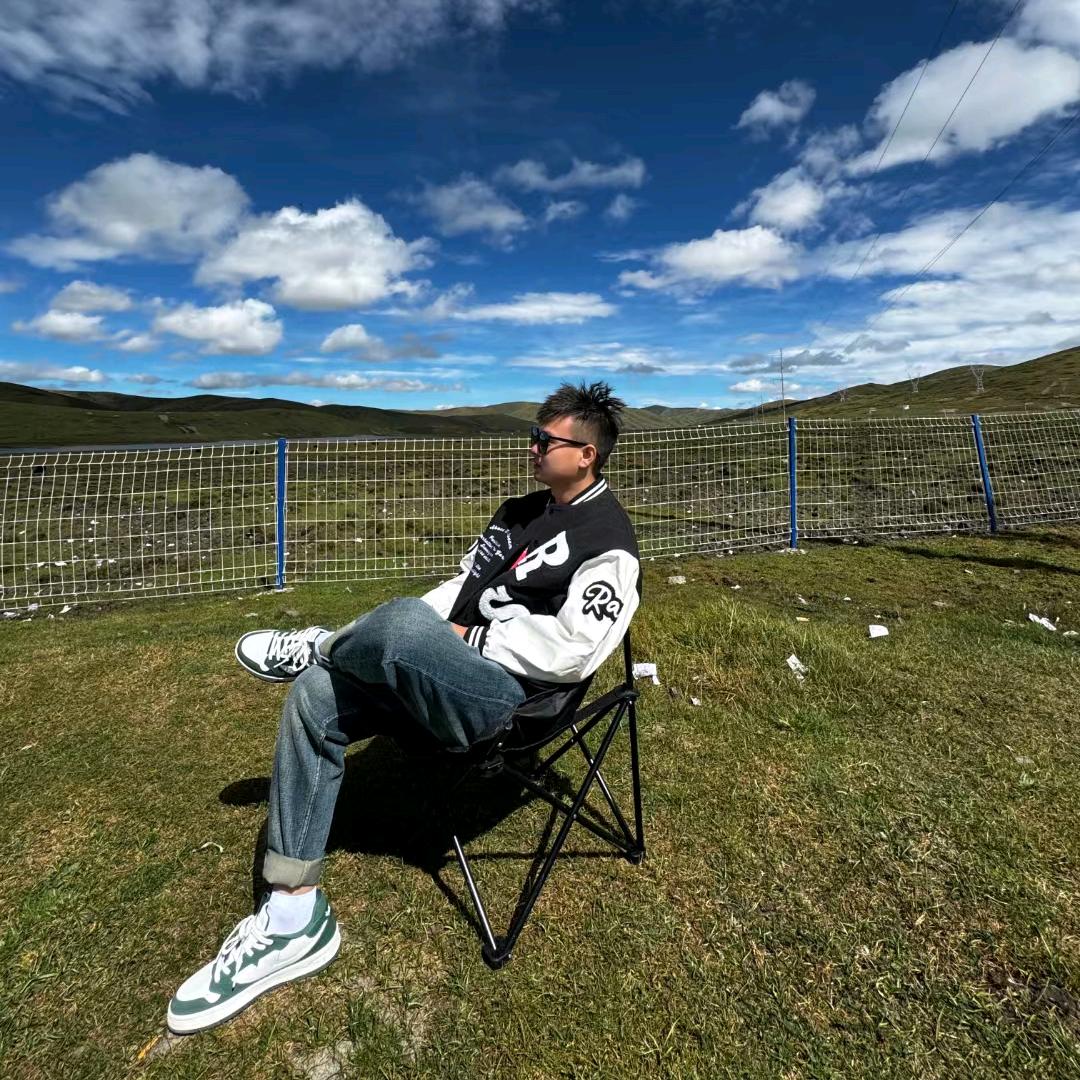 邻水金融.张智霖