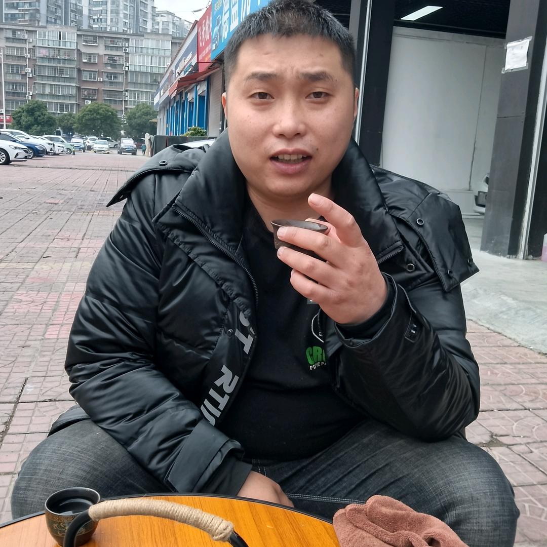 四川心意二手车