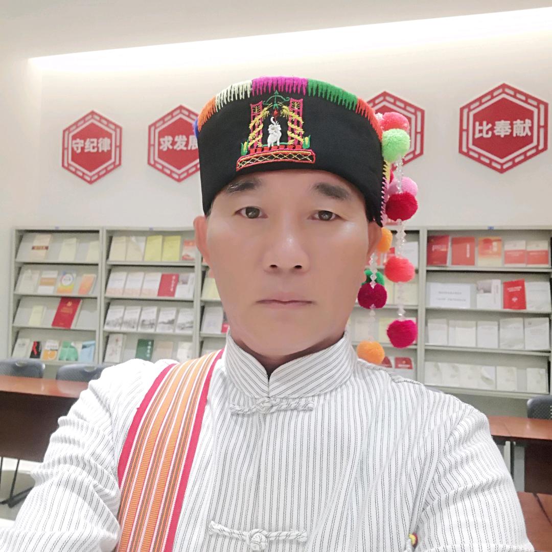 华仔四哥