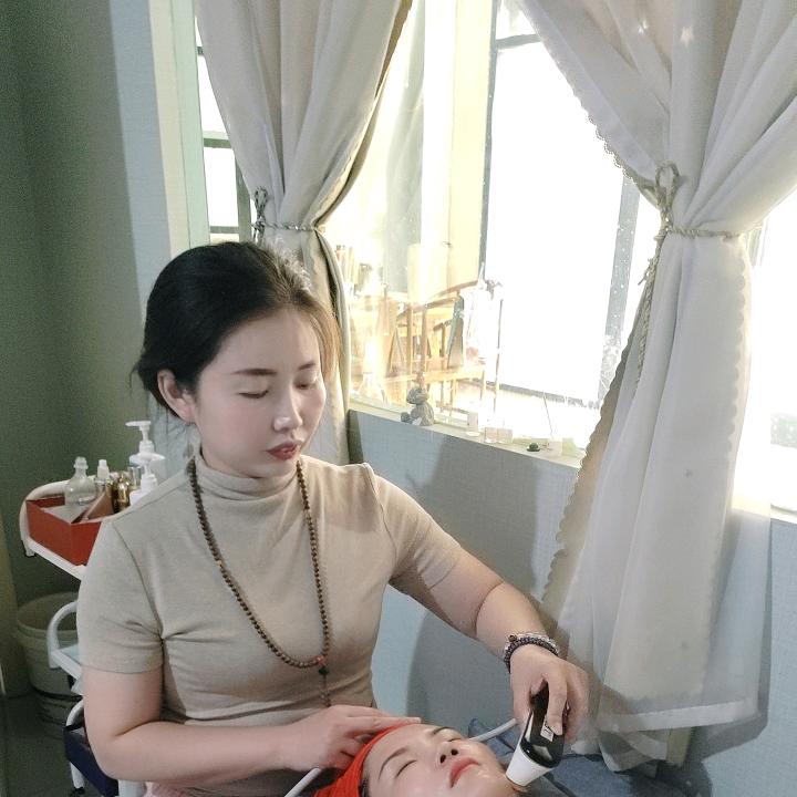 王一手.