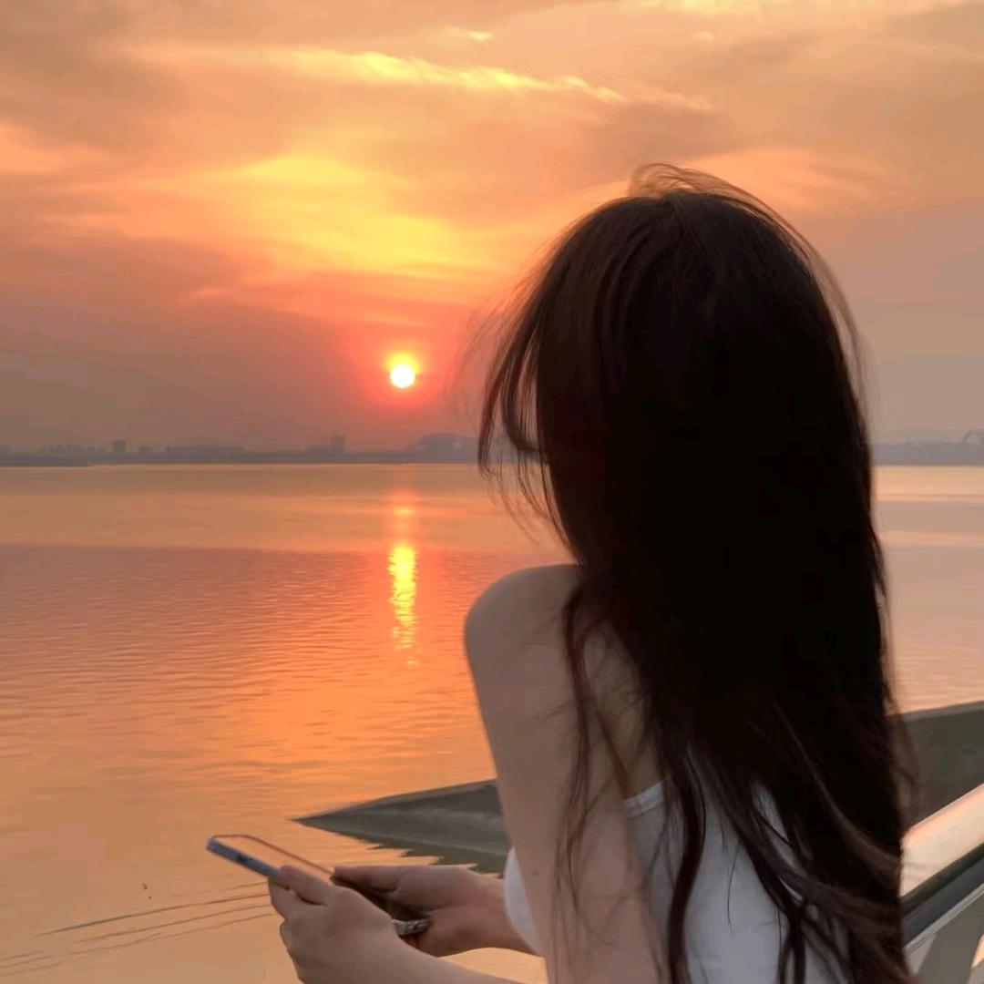 小助理依依