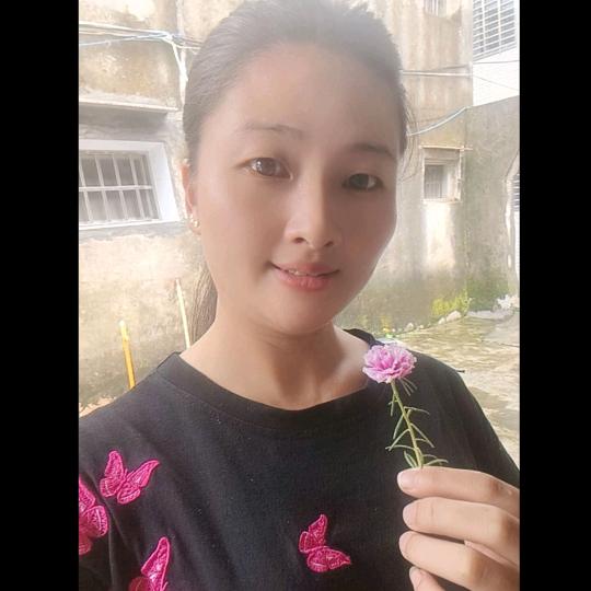 东信宝绣花加工