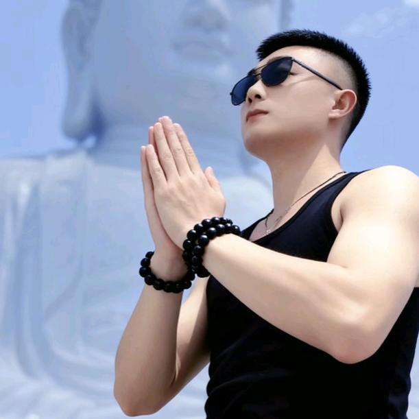 （欭惗yi.nian）
