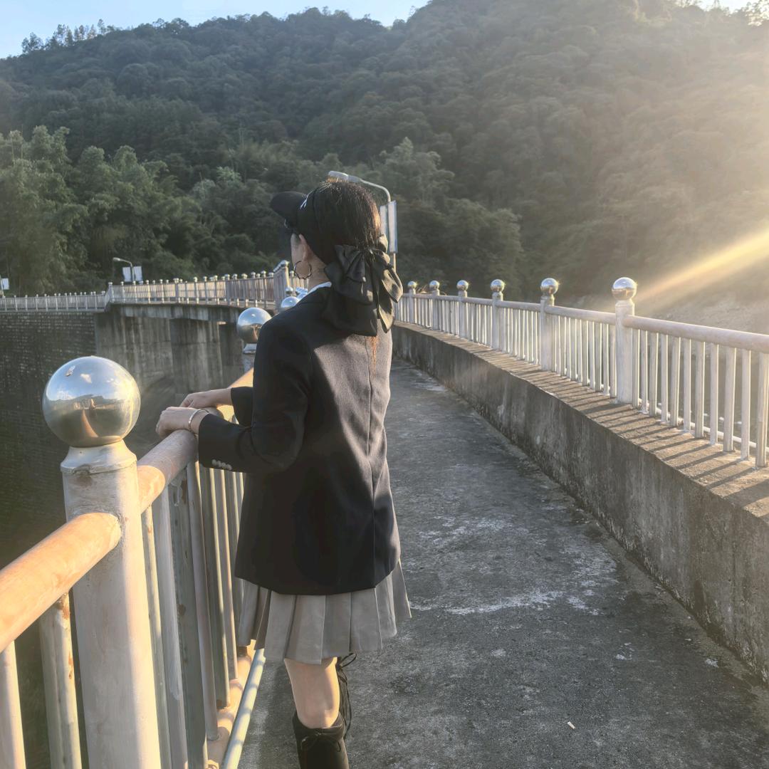 静 文💖