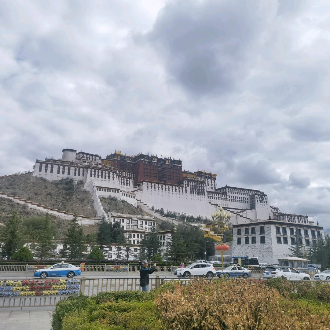 小王是个包工头