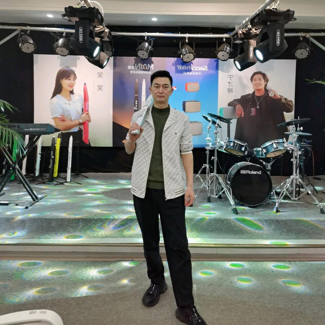 清哥乐队（师傅；宁才神009）