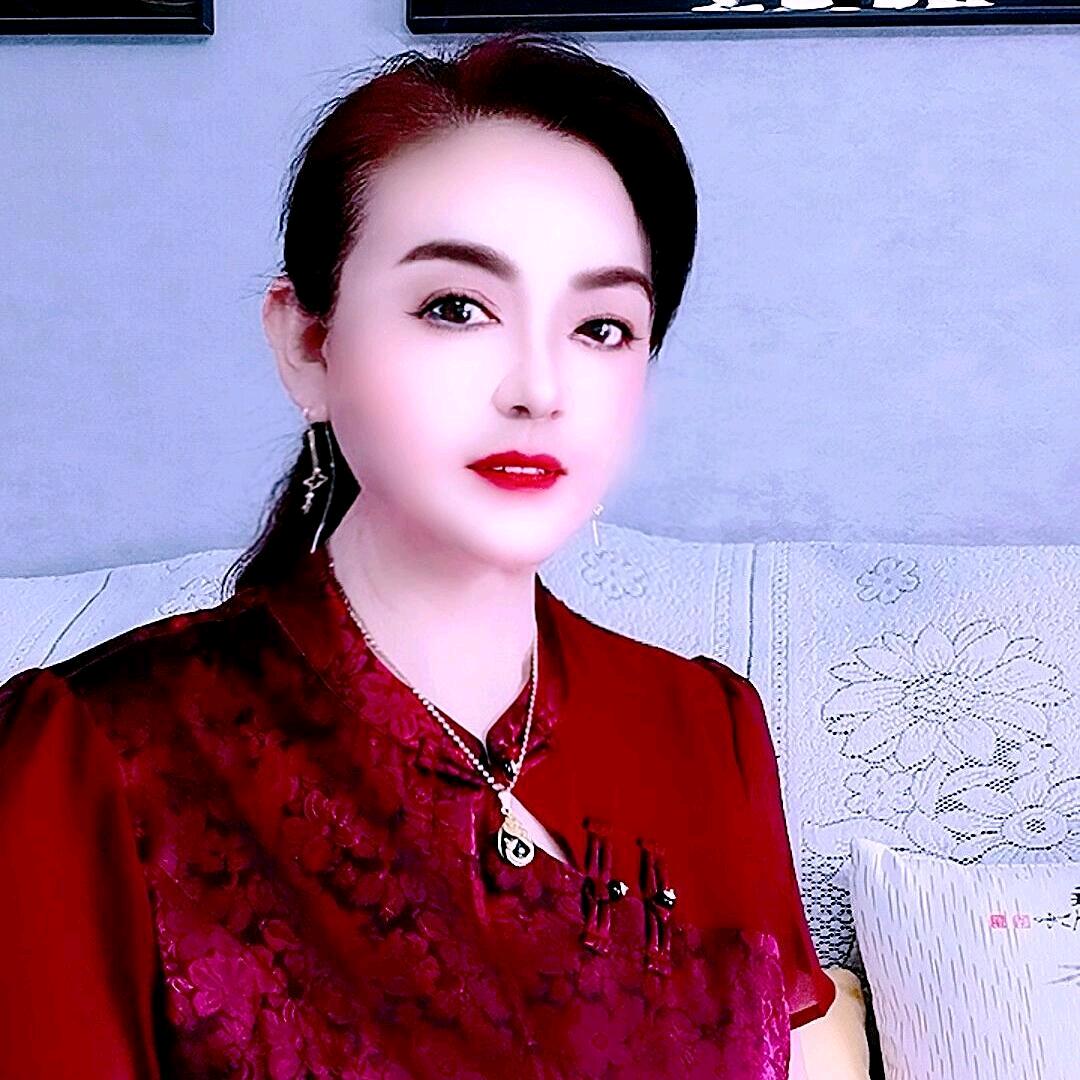 跳舞💃唱歌有故事的女人