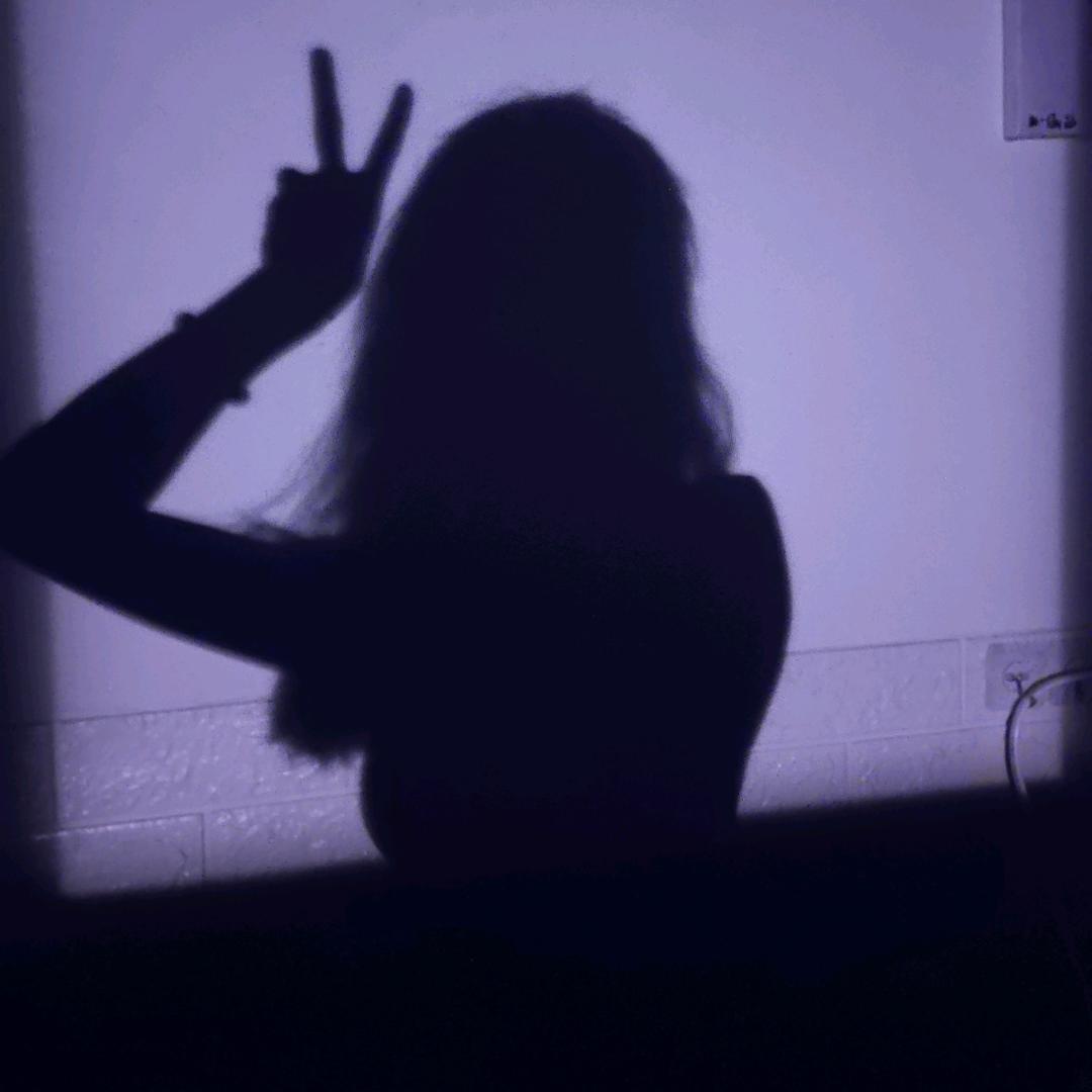 含呦果💋
