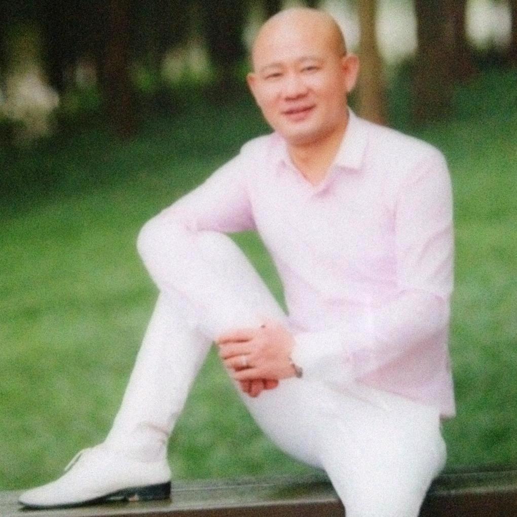 开心小伟哥