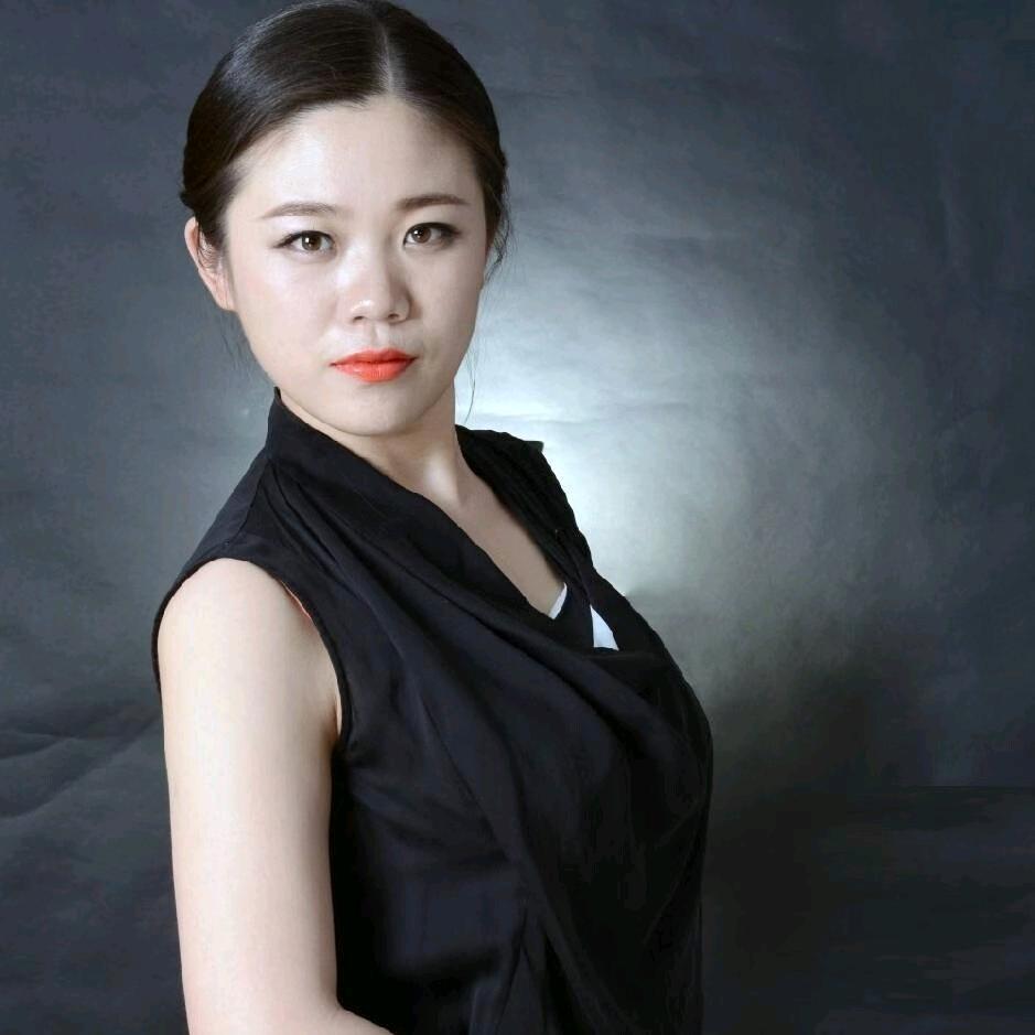 Lily 设计工作室