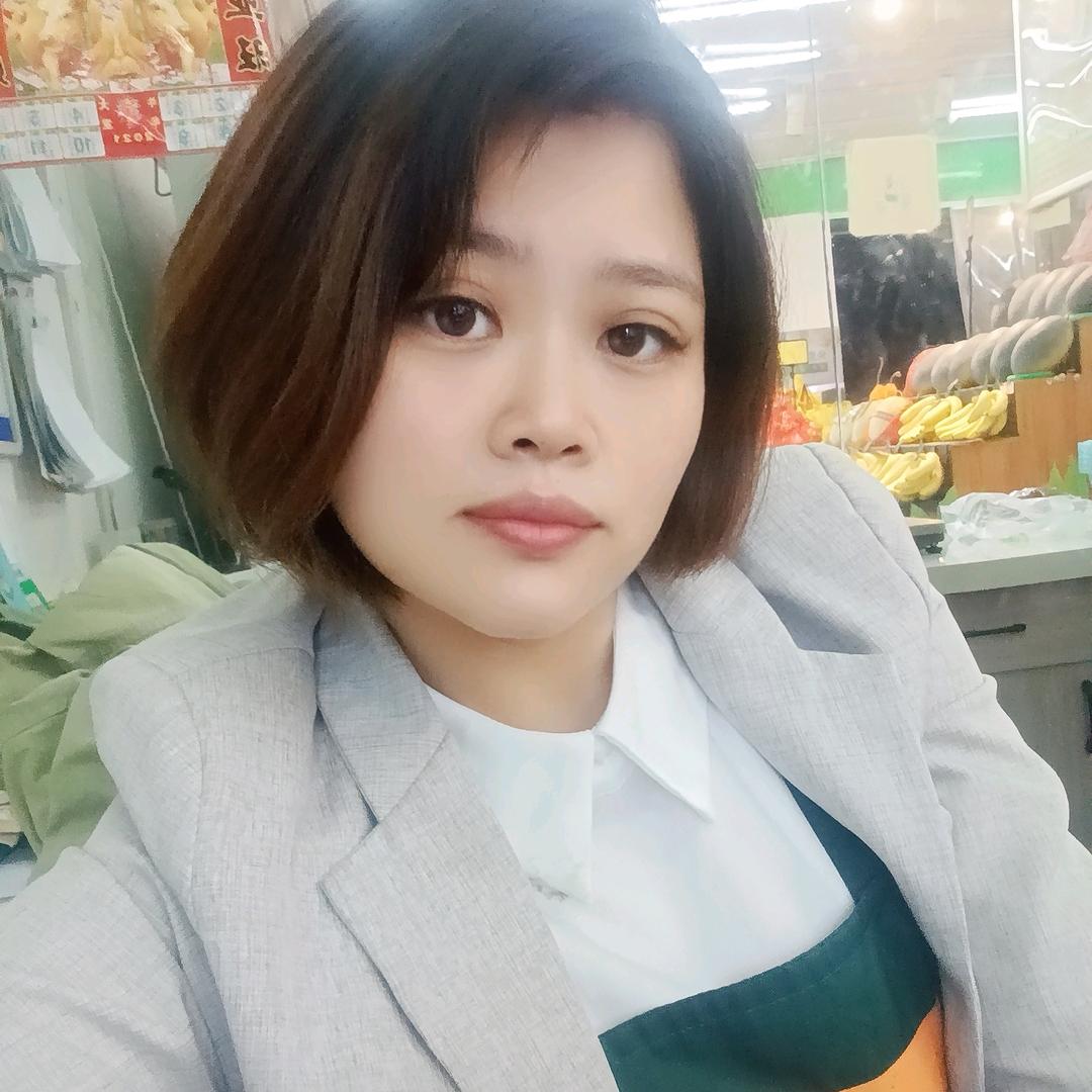 爱上果果(老火车站果唯伊)