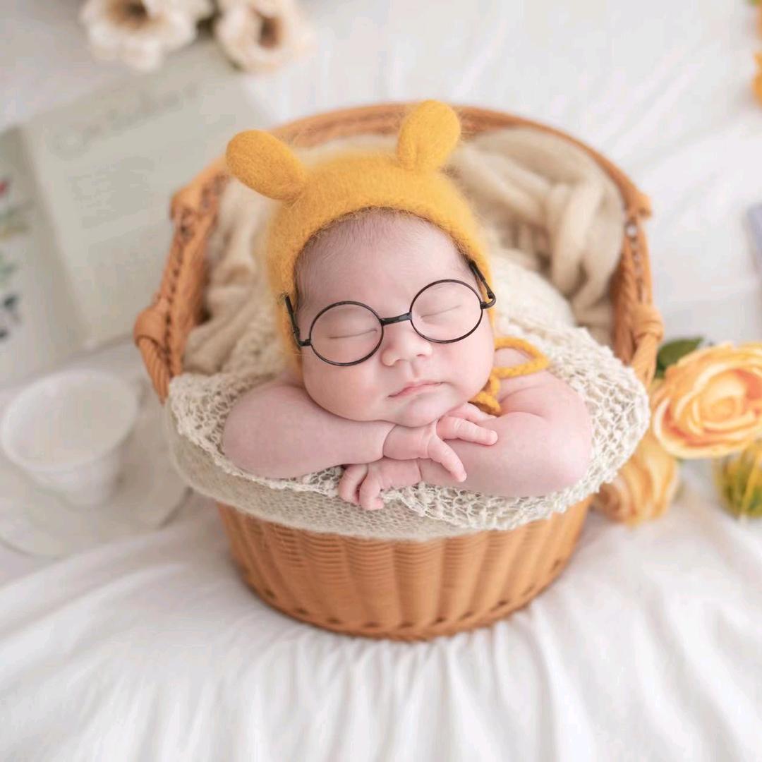 抽烟喝酒耍“流氓”