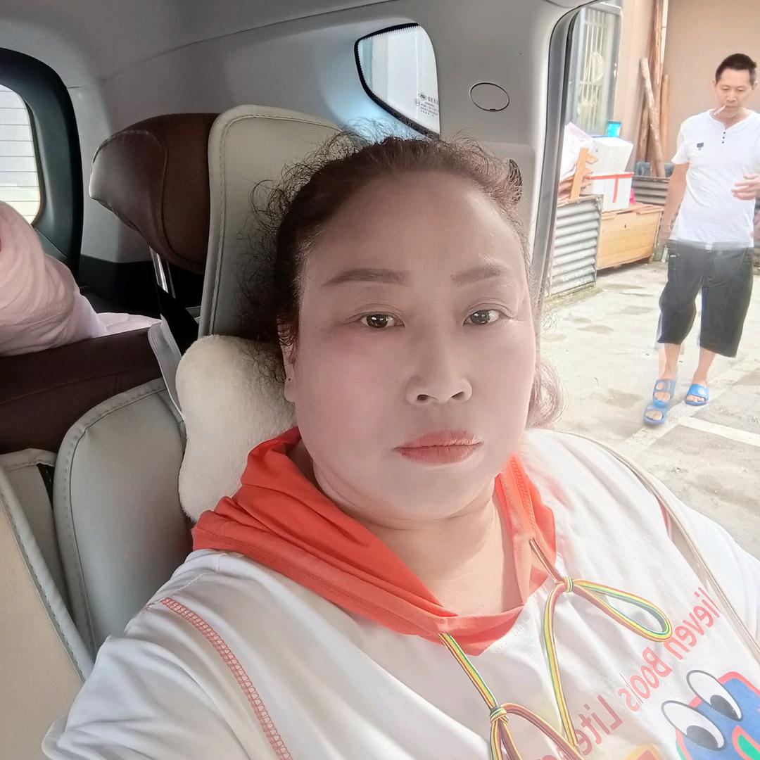 张艳