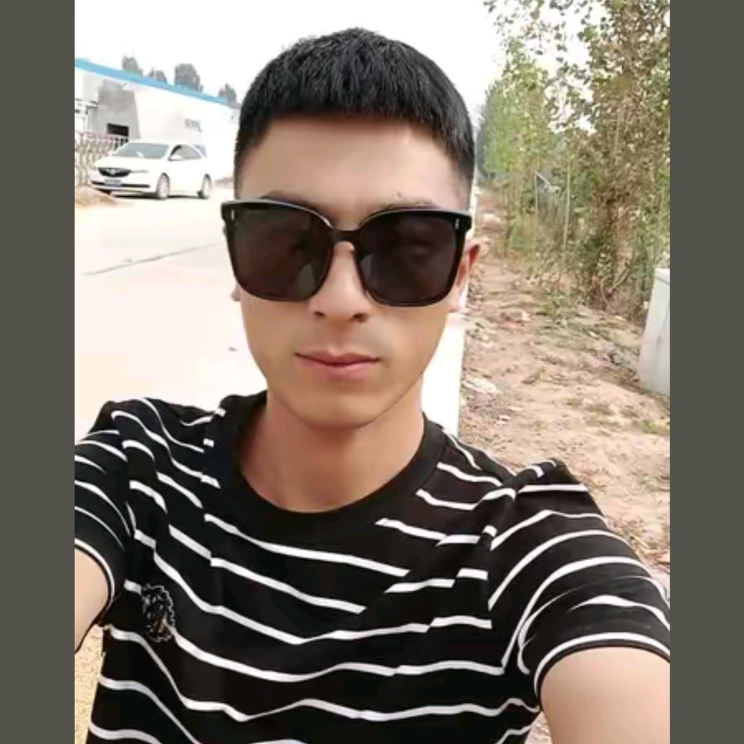 ঐ张心໊💞捧任ꦿᝰ