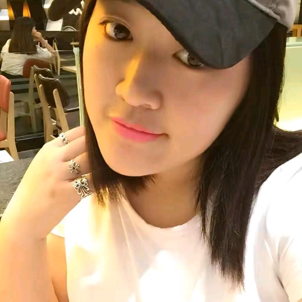 深圳南油娜娜轻奢女装2号