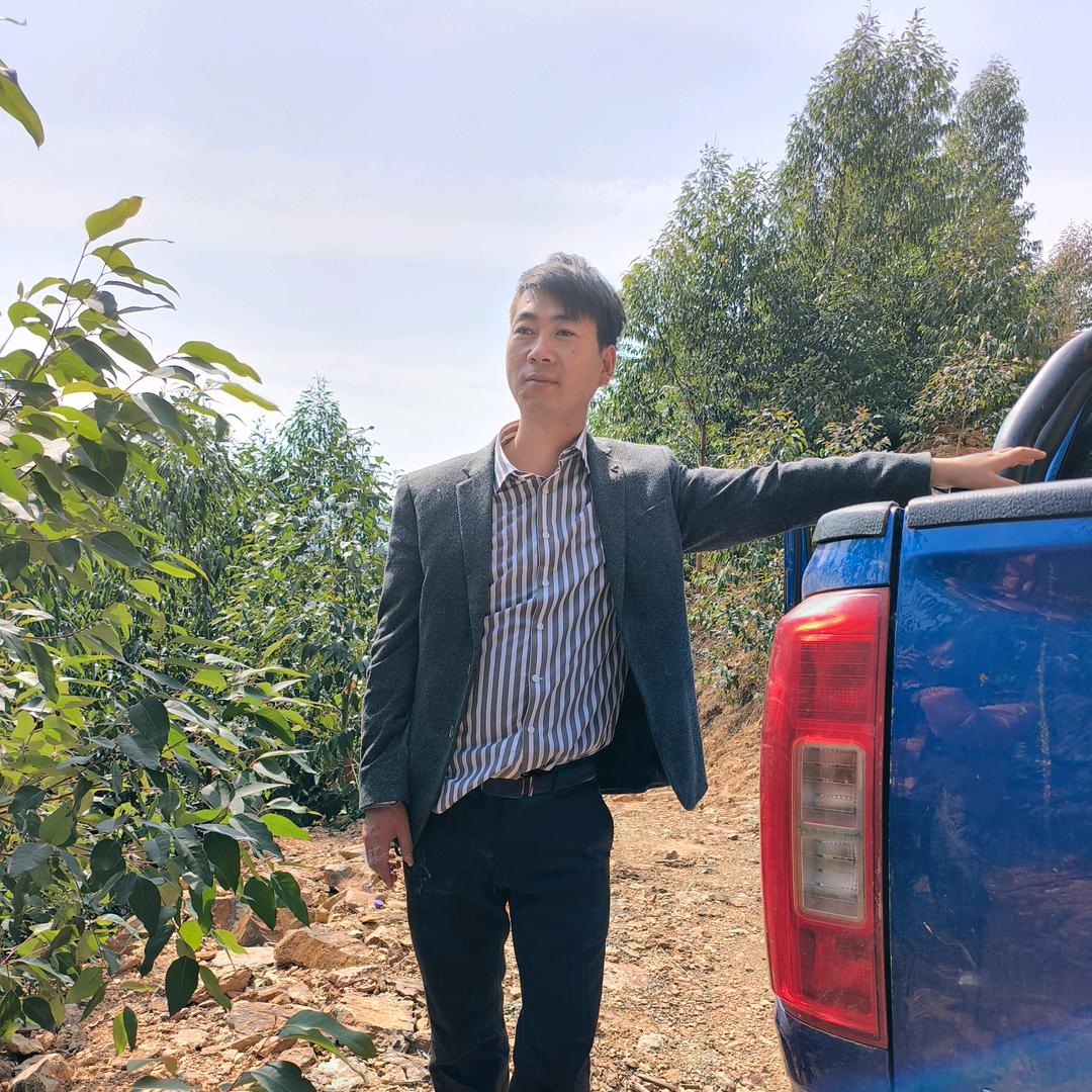 寻一世外桃源，守伊人终老。