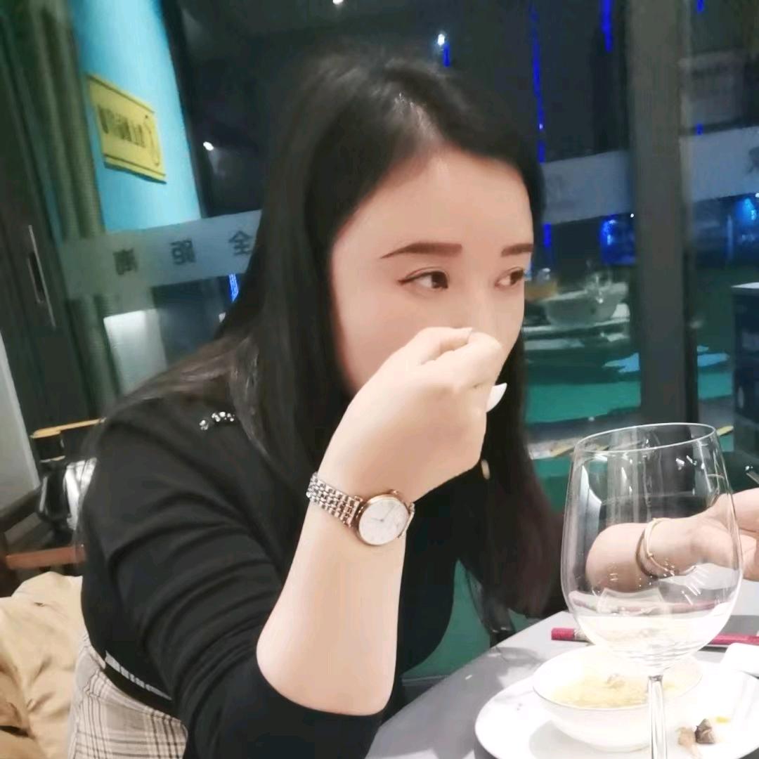 虹虹