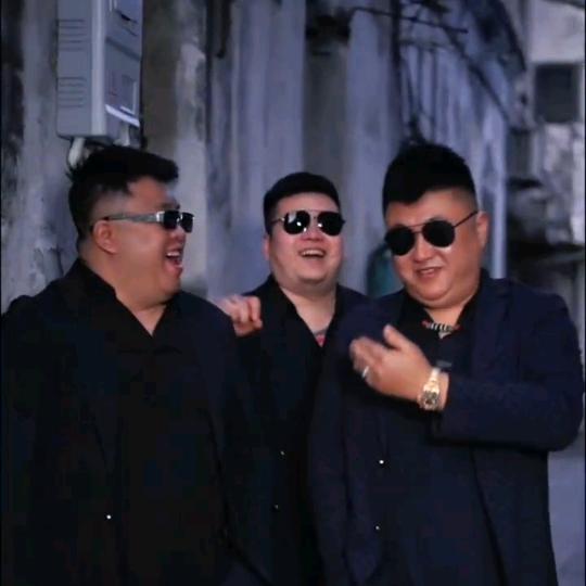 浩哥八百兄弟