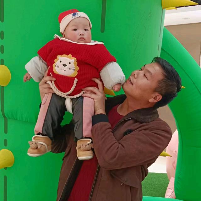 《防水小伙》  颜先生