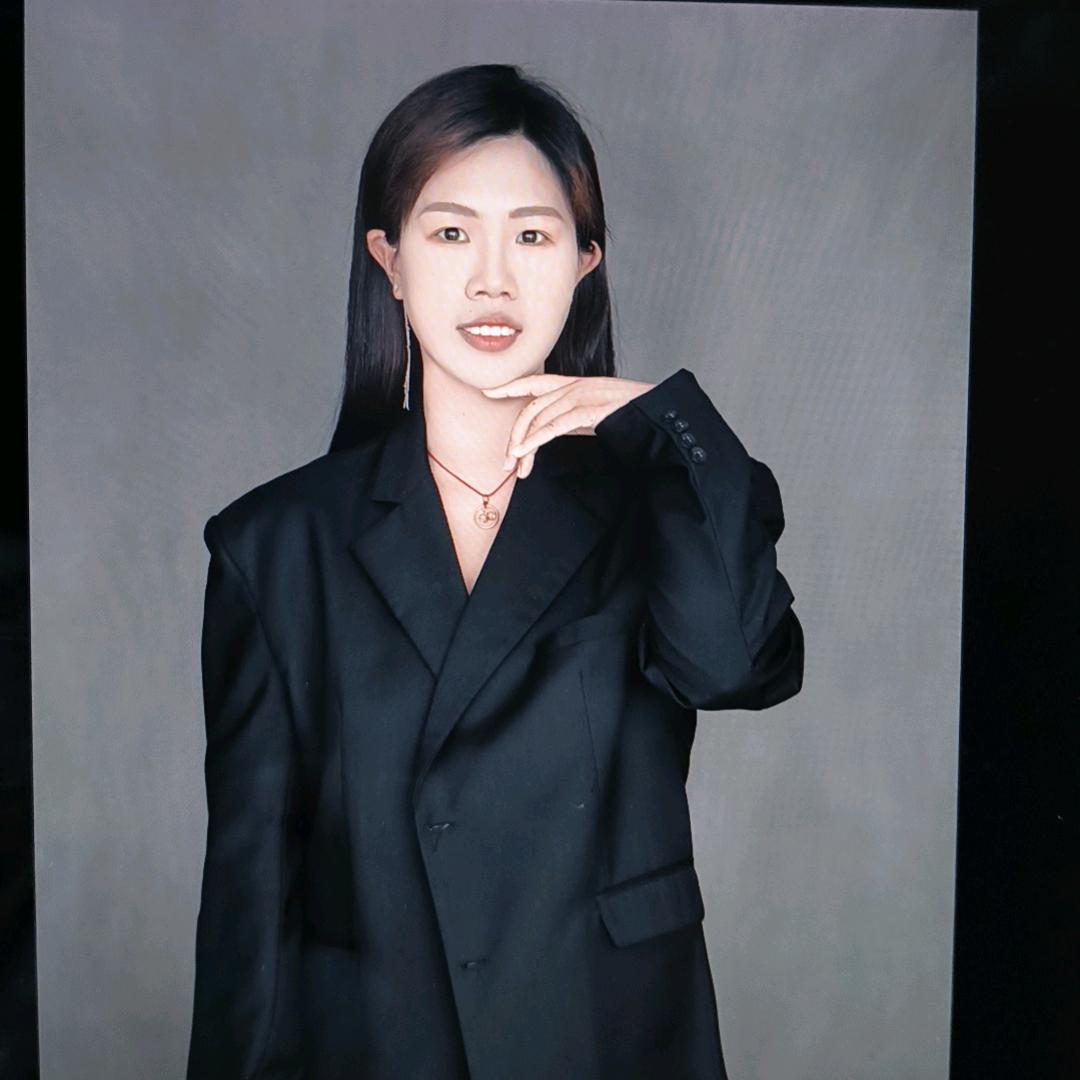 爱特爱家-滨河店-维娟