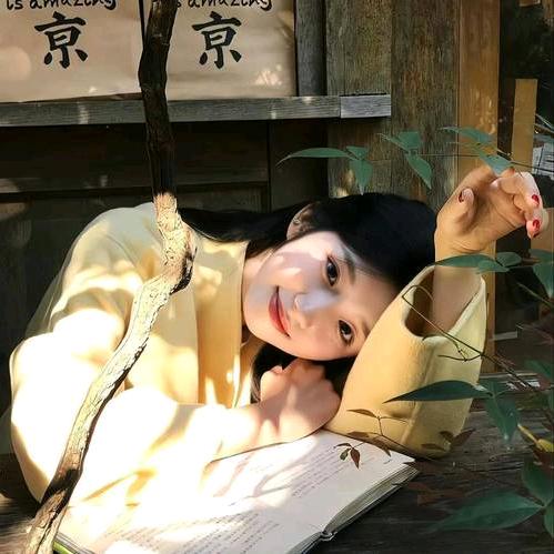 小代在吃喝玩乐