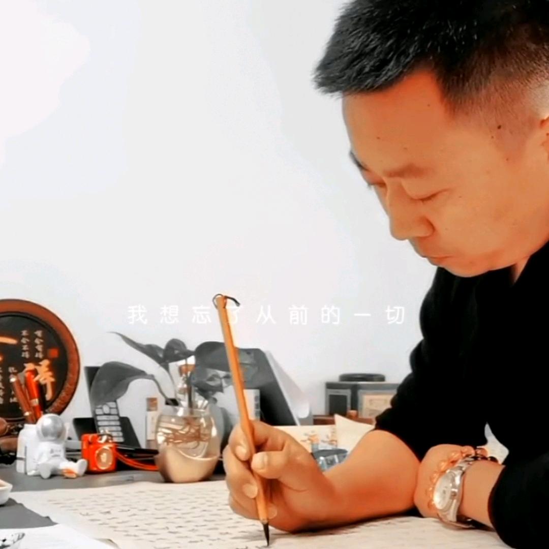 隔壁老王哎
