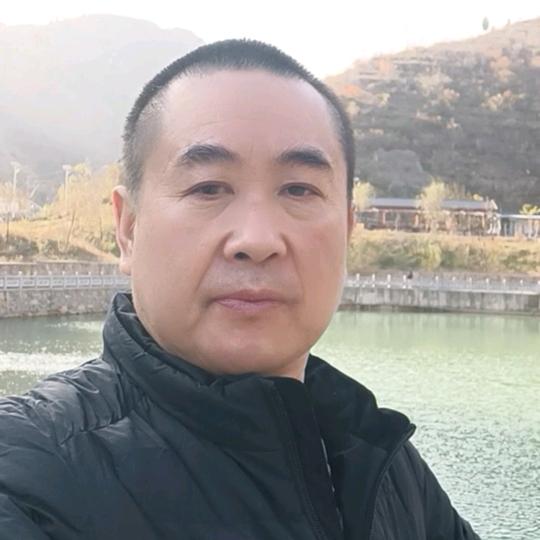 淄博岩哥探吃玩