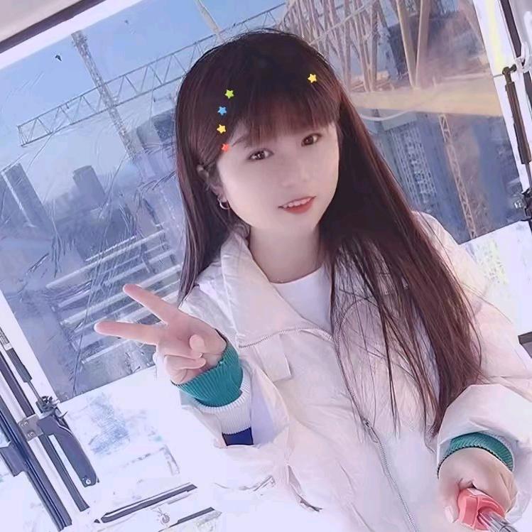 小薇吖