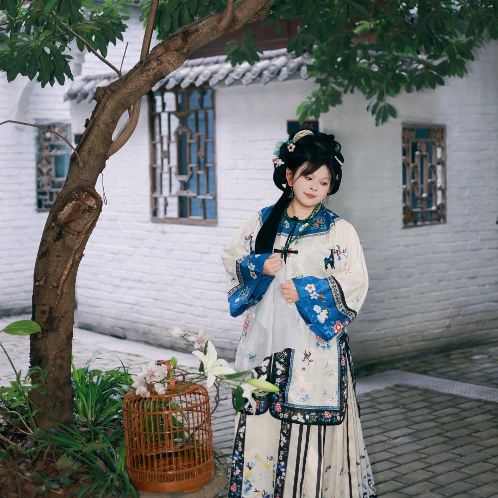 ℳ̶̶̶̶♡̶҉静꧔ꦿ℘