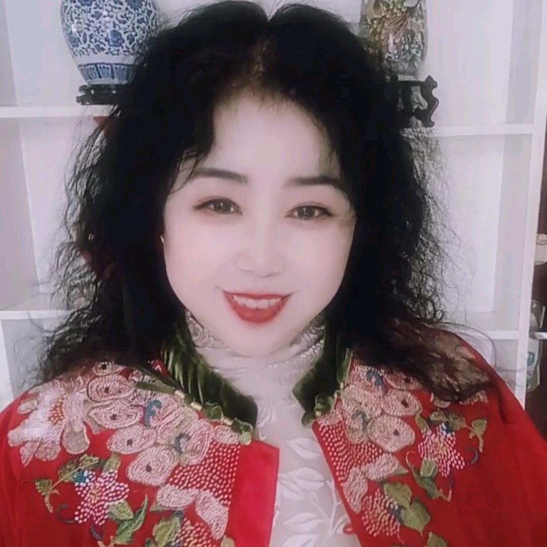 秋水伊人