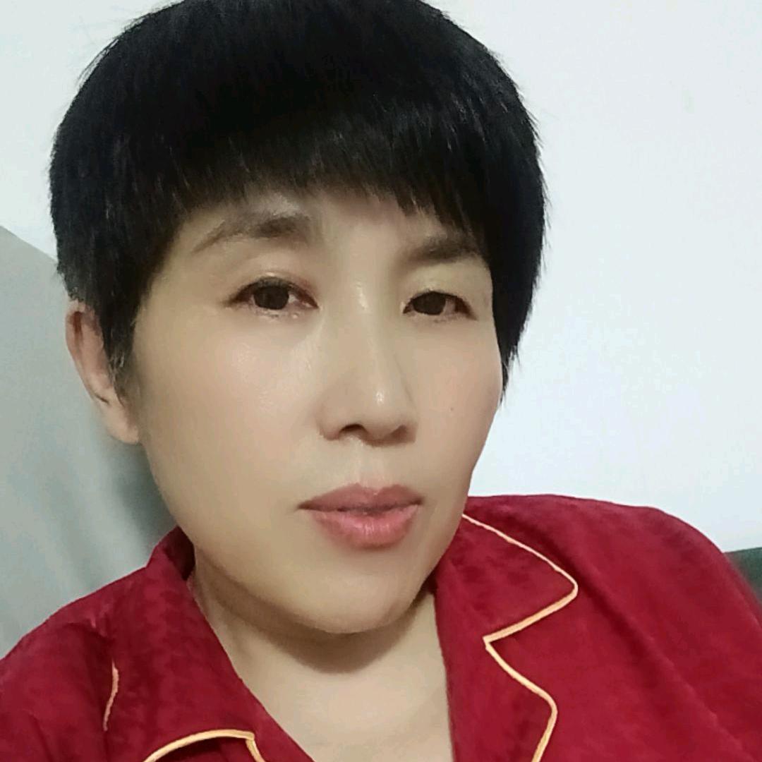 欲成大树，莫于草争