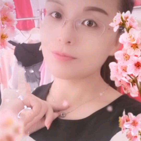 苏苏服饰