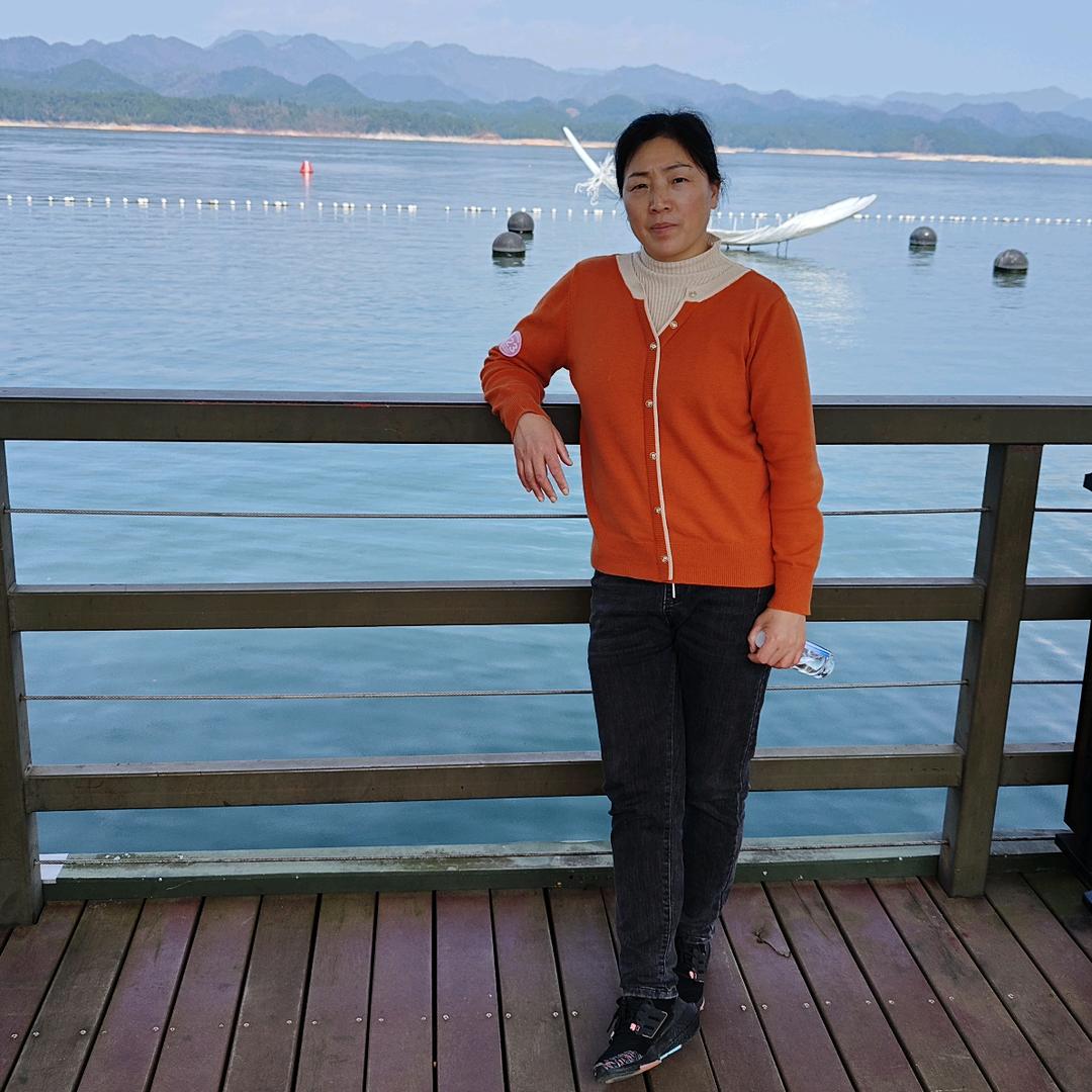 陈红