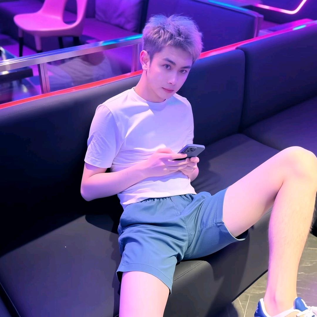 🌈是玮少呀🌈