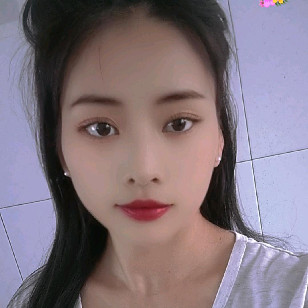 妍妮