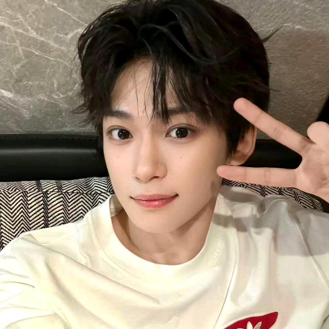 苏打水呀（和梓渝对视版）