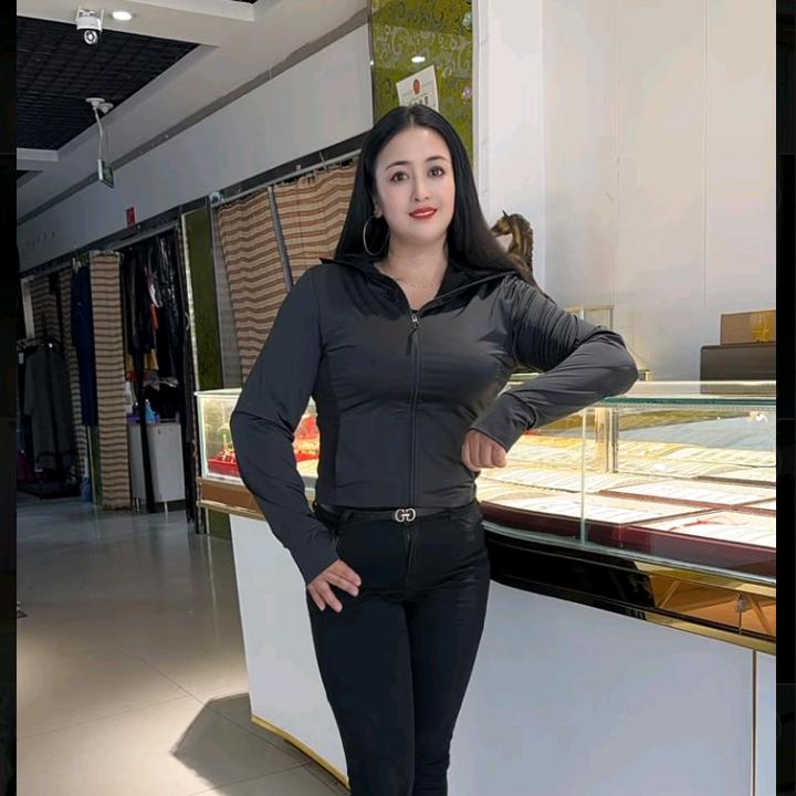 阿米娜服装店