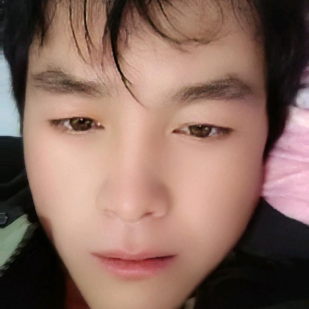 ♥(｡￫v￩｡)♥林哥⁽⁽ଘ( ˙꒳˙