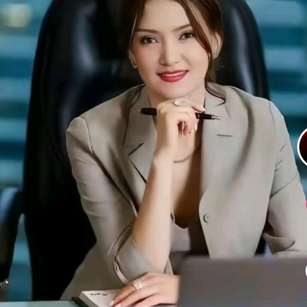 女性智慧课堂导师  古兰拜尔